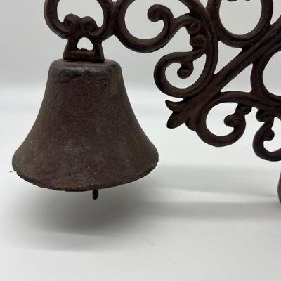 CAST IRON DINNER BELL