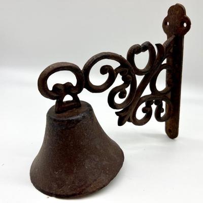 CAST IRON DINNER BELL