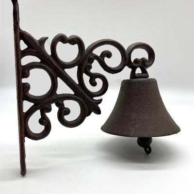 CAST IRON DINNER BELL