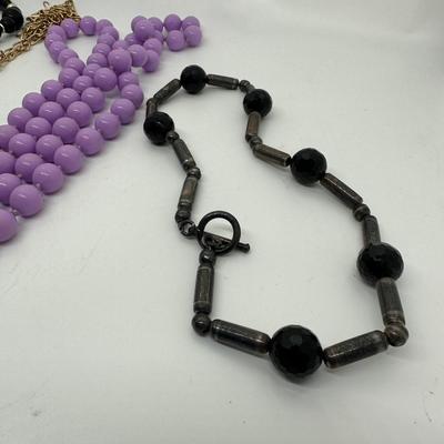 Costume Jewelry Lot (1)
