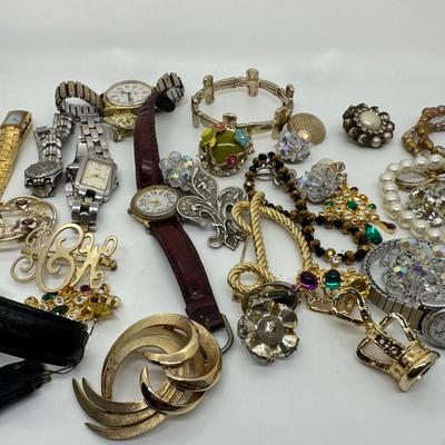 Costume Jewelry Lot 2
