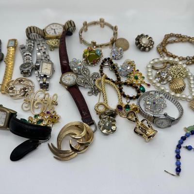 Costume Jewelry Lot 2