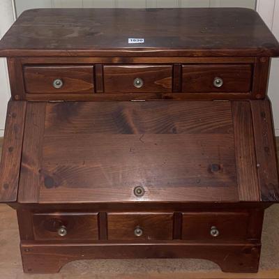 Vintage 2 Drawer Desk with a Lift Top Lid