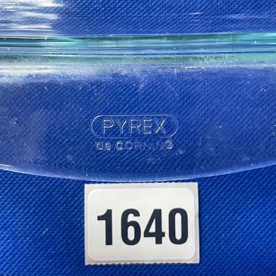 Vintage Baking Casserole Dish