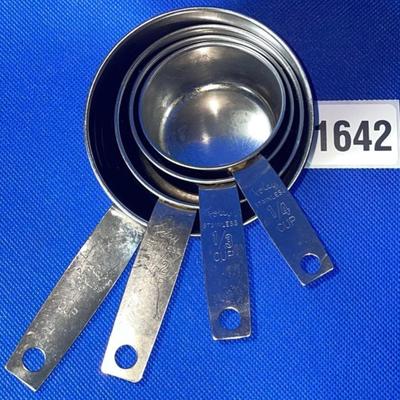 Metal Measuring Cups