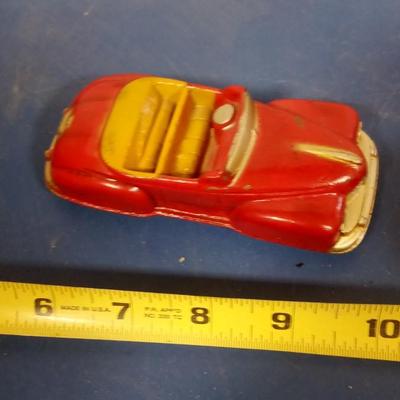 LOT 89 VERY OLD RUBBER CAR