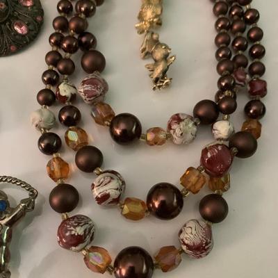 Costume Jewelry Lot Pins Necklace Antique Shoe Clip ++++