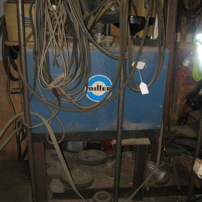 Miller Electric scp-200c welder MIG. and plasma cutter & accessories
