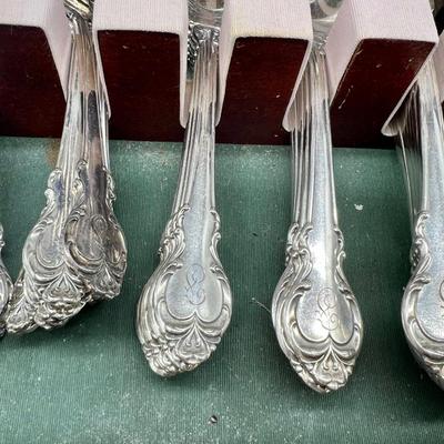 Holmes & Edwards Deep Silver Flatware Set