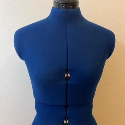Adjustable Dress Form *Read Details