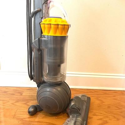 DYSON DC 40