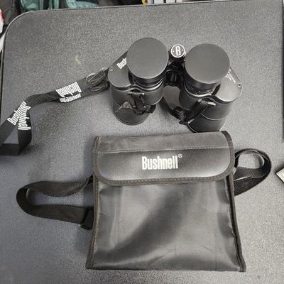 Bushnell 10x50 Binoculars with case