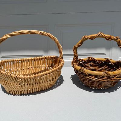 Lot of 7 Baskets