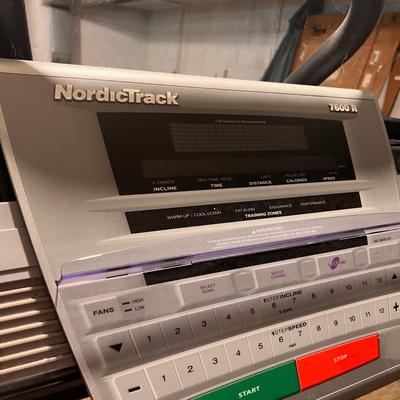 Nordic Track 7600R Treadmill - Tested Working