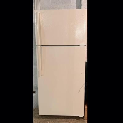 Super Clean GE Refrigerator Freezer Top GTE16DTHBRCC