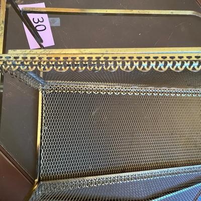 60s Wire Shelf