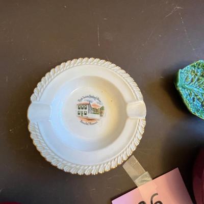 Lot of pottery ashtrays