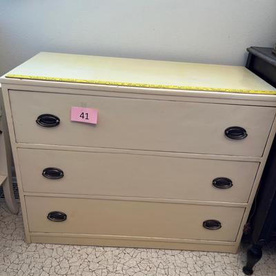 Small White / Blond Oak Dresser