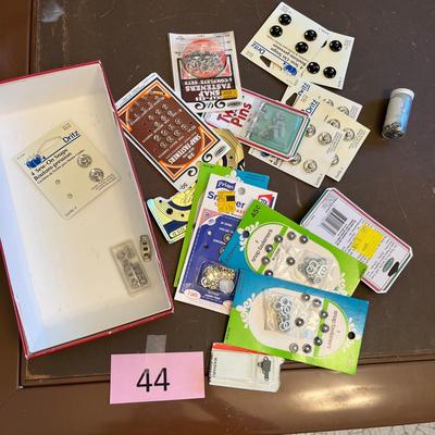 Lot of sewing snaps and notions
