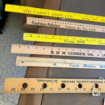 Lot of Yard Sticks