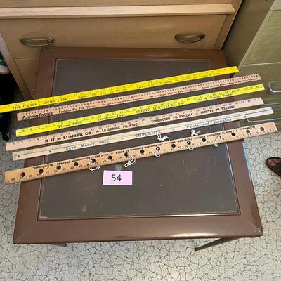 Lot of Yard Sticks