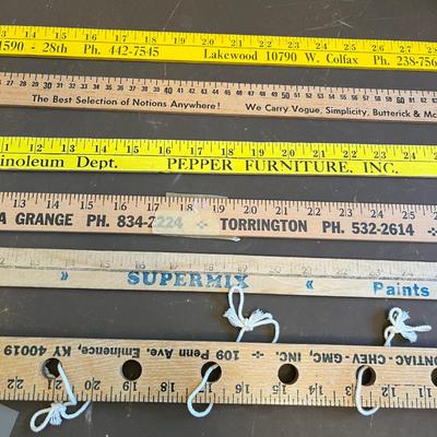 Lot of Yard Sticks