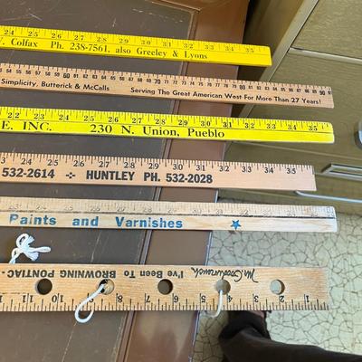 Lot of Yard Sticks