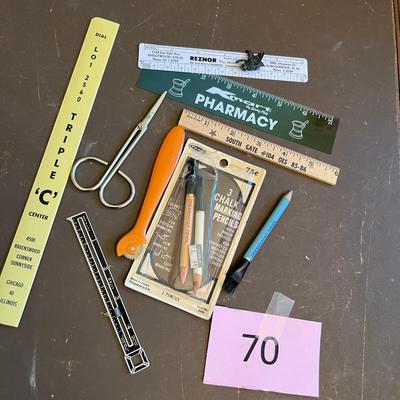 Vintage sewing items