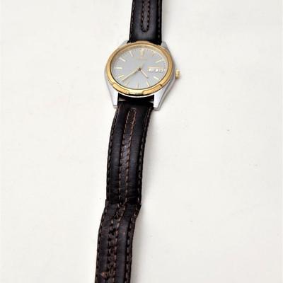 Lot #22  Vintage SEIKO Man's Watch - made in 1975