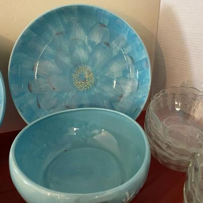 Azela Turquoise 222 Fifth ceramic plates and bowls, glass bowls