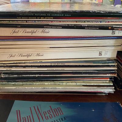 Vinyl lot Cruise'n in the 1950s