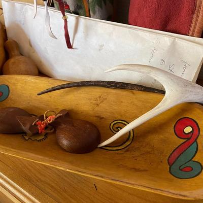 Wooden decor and Dutch Shoes