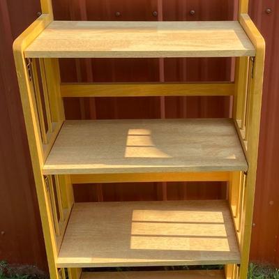 Wooden Foldable Shelf
