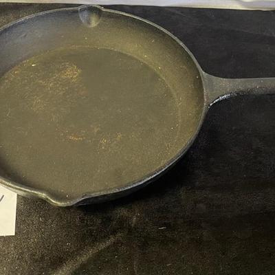 Cooks Iron Skillet