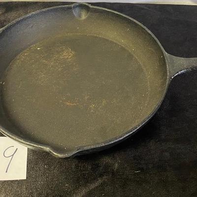 Cooks Iron Skillet