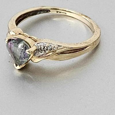 10 Kt Gold Heart shaped Ring (Size 7)