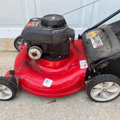 YARD MACHINES 21â€ Cut Push Mower *NOT RUNNING*