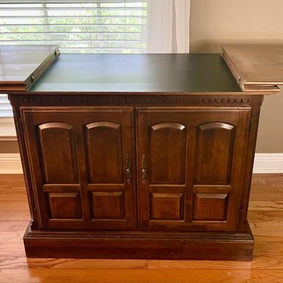 Ethan Allen Regency Maple Server