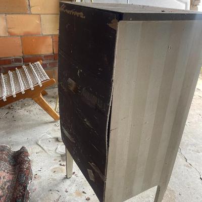 MEDIUM ANTIQUE STRIPED CHEST