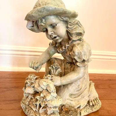 Outdoor Resin Boy & Girl Statue *Read Details