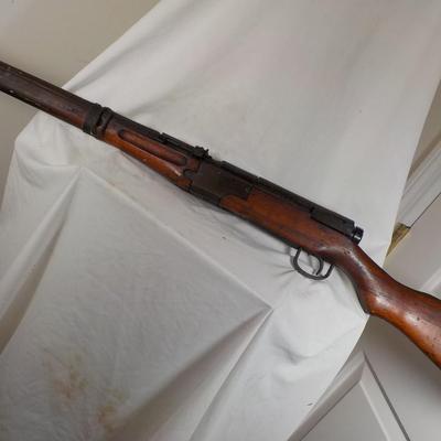 WW 2 Type 2- Japanese Rare & Scarce "Paratrooper" Arisaka 7.7mm take down. est. $2000 to $5200.