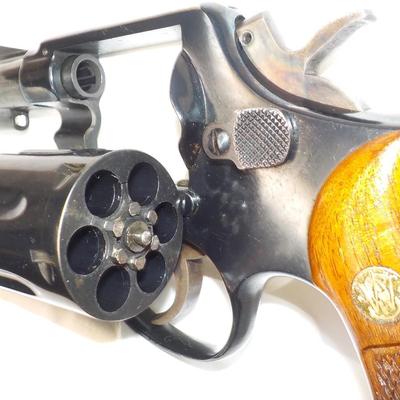 Police Chief S & W 38 special snub nose revolver. Est. $200 to $600.