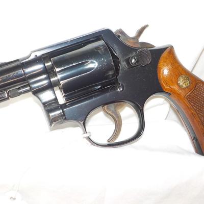 Police Chief S & W 38 special snub nose revolver. Est. $200 to $600.