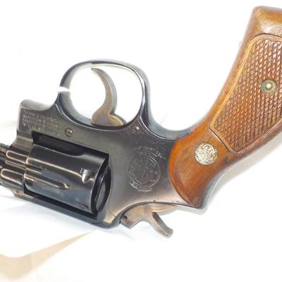 Police Chief S & W 38 special snub nose revolver. Est. $200 to $600.