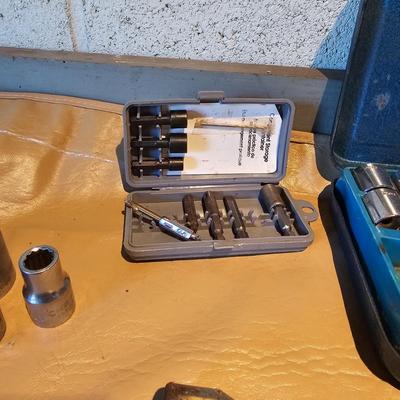 Assorted  Sockets & Ratchets  (WS2-JS)