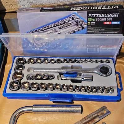 Assorted  Sockets & Ratchets  (WS2-JS)