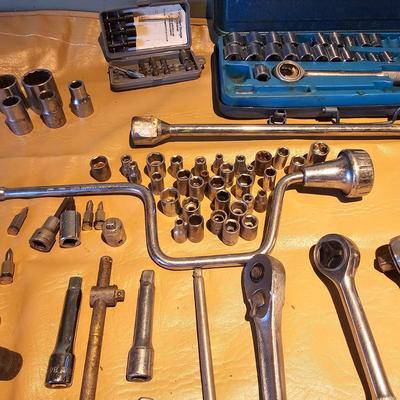 Assorted  Sockets & Ratchets  (WS2-JS)