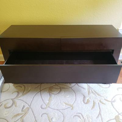 Five Piece Bedroom Suite by HuppÃ© & FrÃ¨res LtÃ©e (PB-KD)