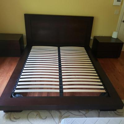 Five Piece Bedroom Suite by HuppÃ© & FrÃ¨res LtÃ©e (PB-KD)