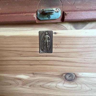 Cavalier Cedar Lined Chest (UB-RG)